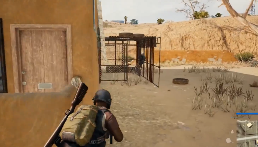 绝地求生游戏中如何交换枪支位置